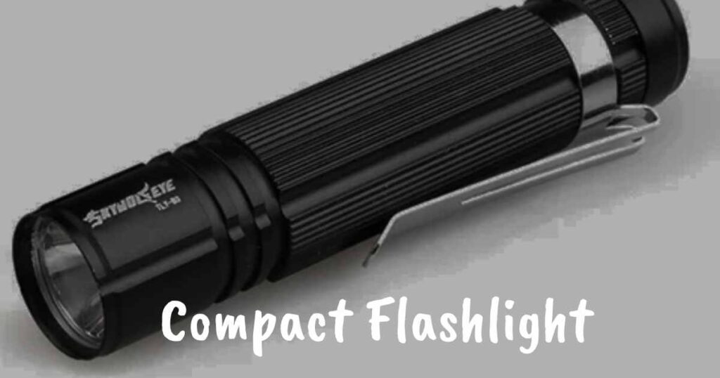 compact-flashlight