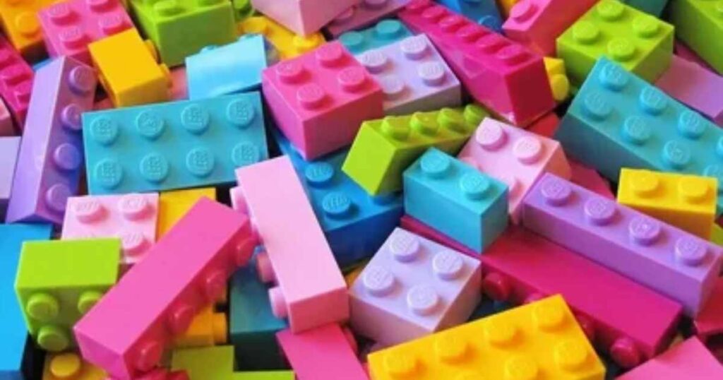 lego-bricks-standard-2×4-brick