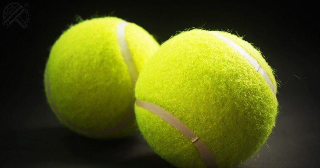 2 Tennis Balls